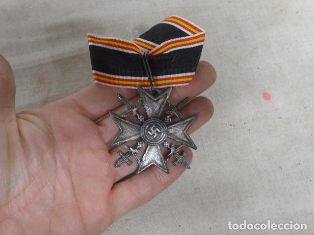 Militaria: Antigua medalla alemana de cuello de la Cruz de Espa&ntilde;a de la Legion Condor, guerra civil