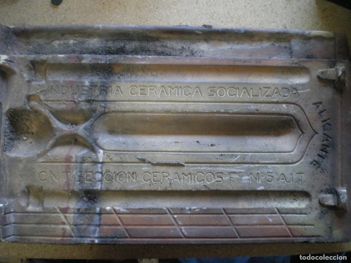 Militaria: LADRILLO TEJA EMPRESA COLECTIVIZADA CNT AIT ANARQUISMO. LA &Uacute;LTIMA