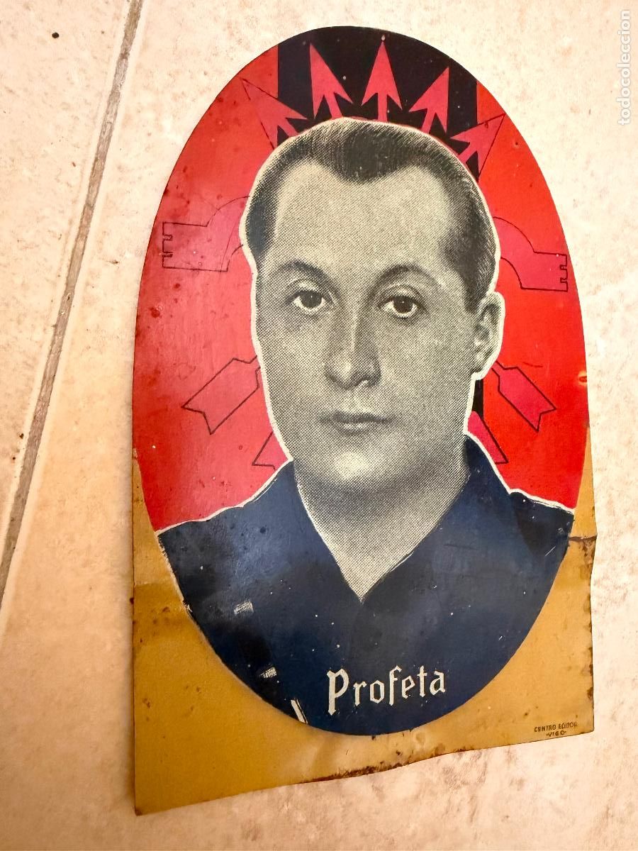 Militaria: Chapa Jose Antonio primo de rivera