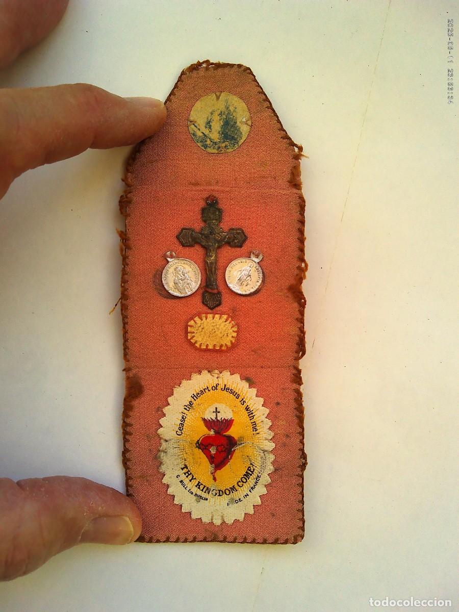 Militaria: GUERRA CIVIL : DETENTE EN INGLES DE UN MILICIANO CATOLICO IRLANDES NACIONAL , EN ESTUCHITO DE PIEL