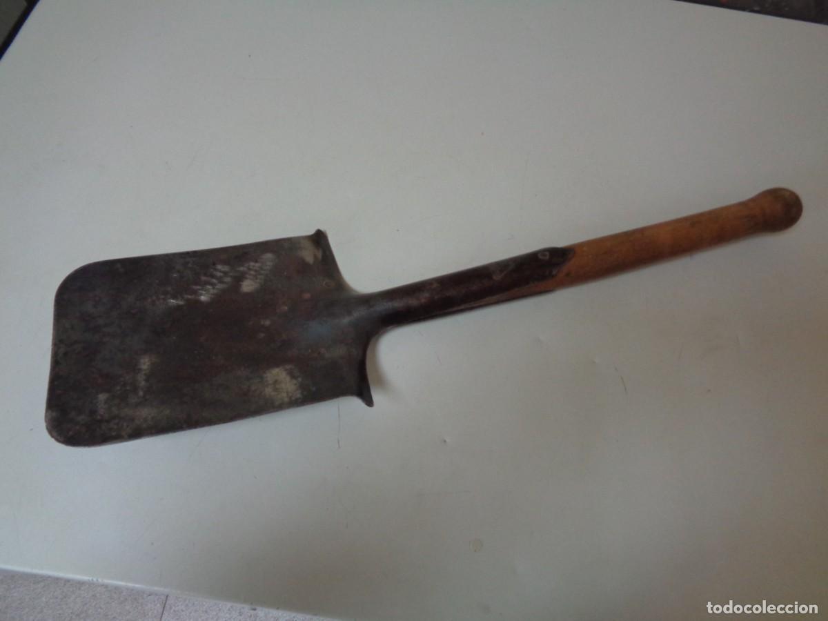 Militaria: pala trinchera guerra civil marcaje Bellota