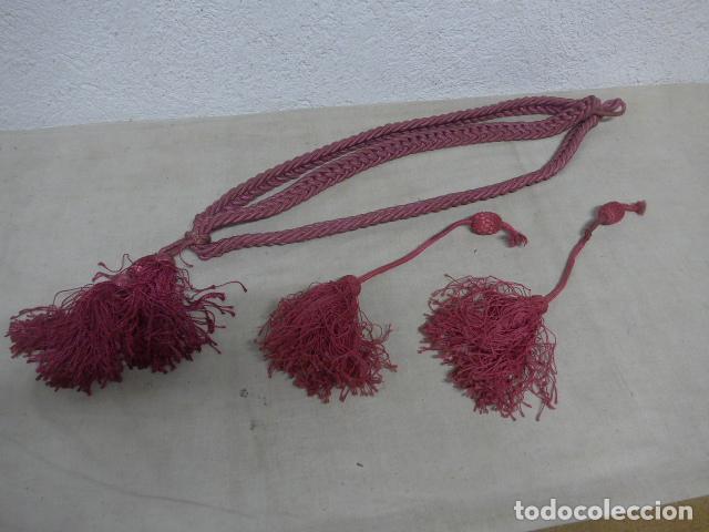Militaria: Antigua banda cordon de la victoria de la guerra civil, original. A restaurar...