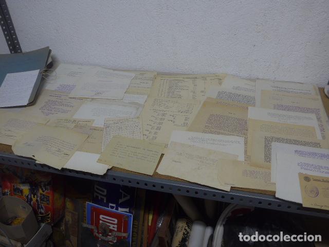 Militaria: Antiguo lote de documentos de trabajador de Ayuntamiento de Badalona por marxista, guerra civil.