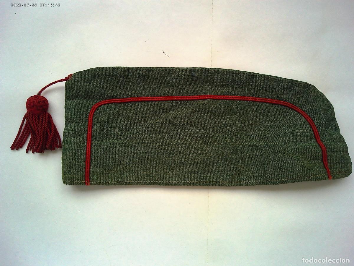 Militaria: GUERRA CIVIL : GORRILLO DE TROPA CON VIVO Y BORLA ROJA