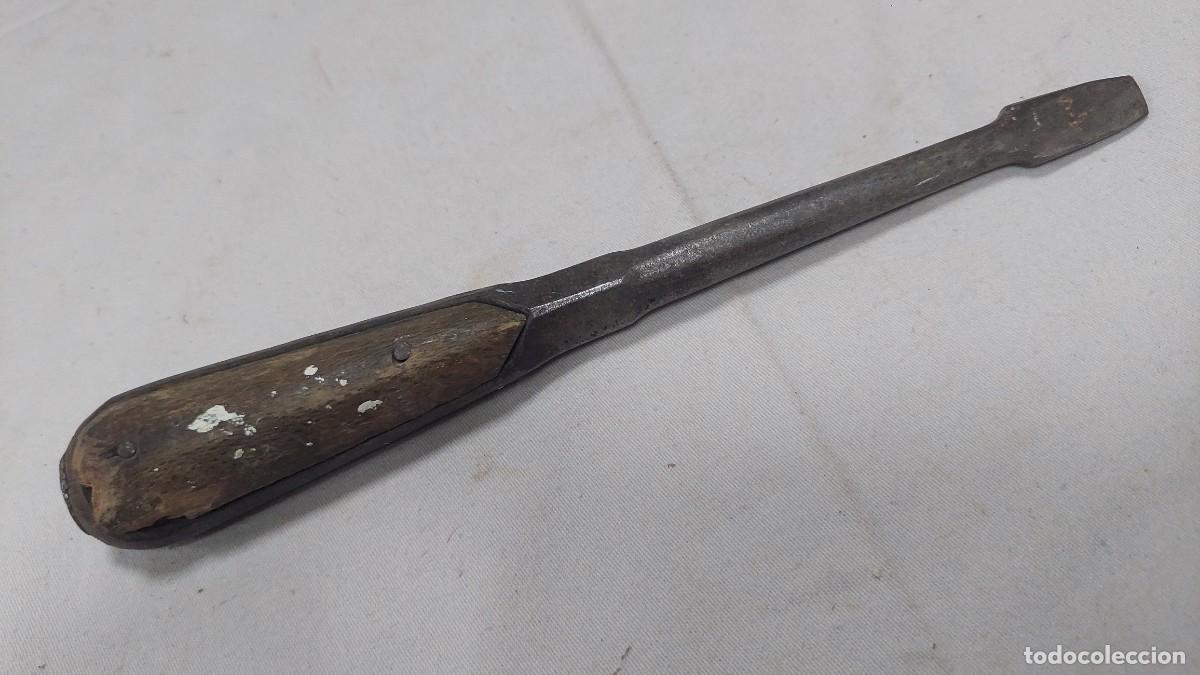 Militaria: Destornillador dotaci&oacute;n de mortero Valero 81