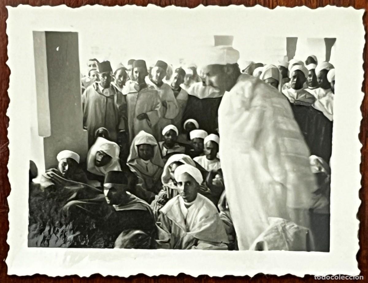 Militaria: Fotograf&iacute;a original de grupo de la salida de la peregrinaci&oacute;n a La Meca en 1937. La imagen forma par