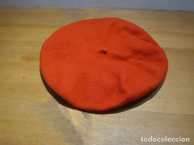Militaria: Antigua boina roja de requete carlista o falange, original, guerra civil o posguerra