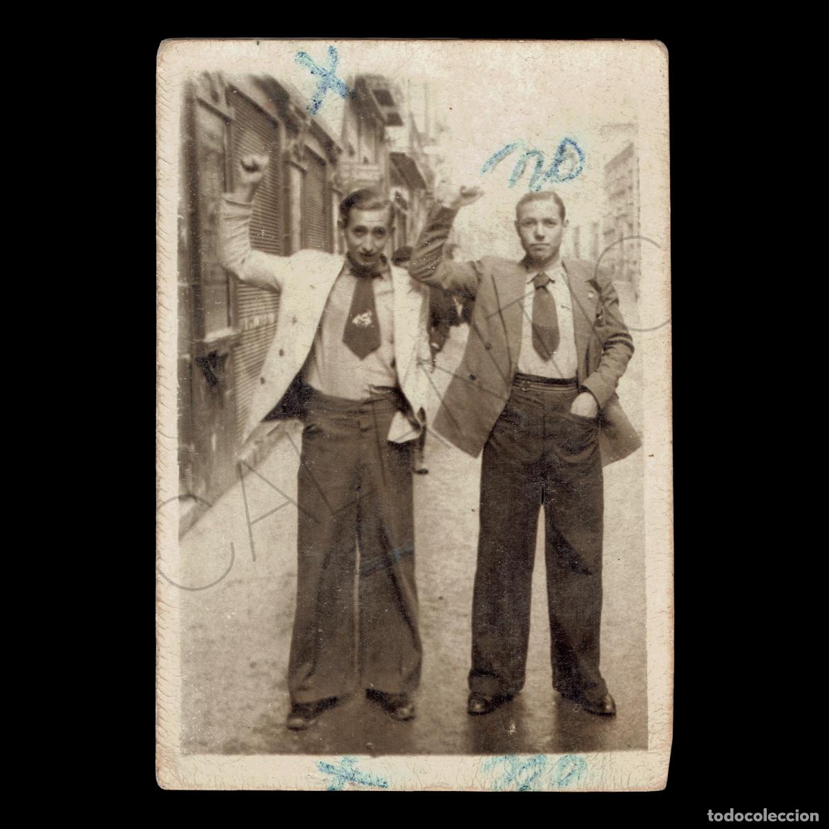 Military Antiques: Fotograf&iacute;a republicanos exiliados &ndash; Posguerra &ndash; Comunista