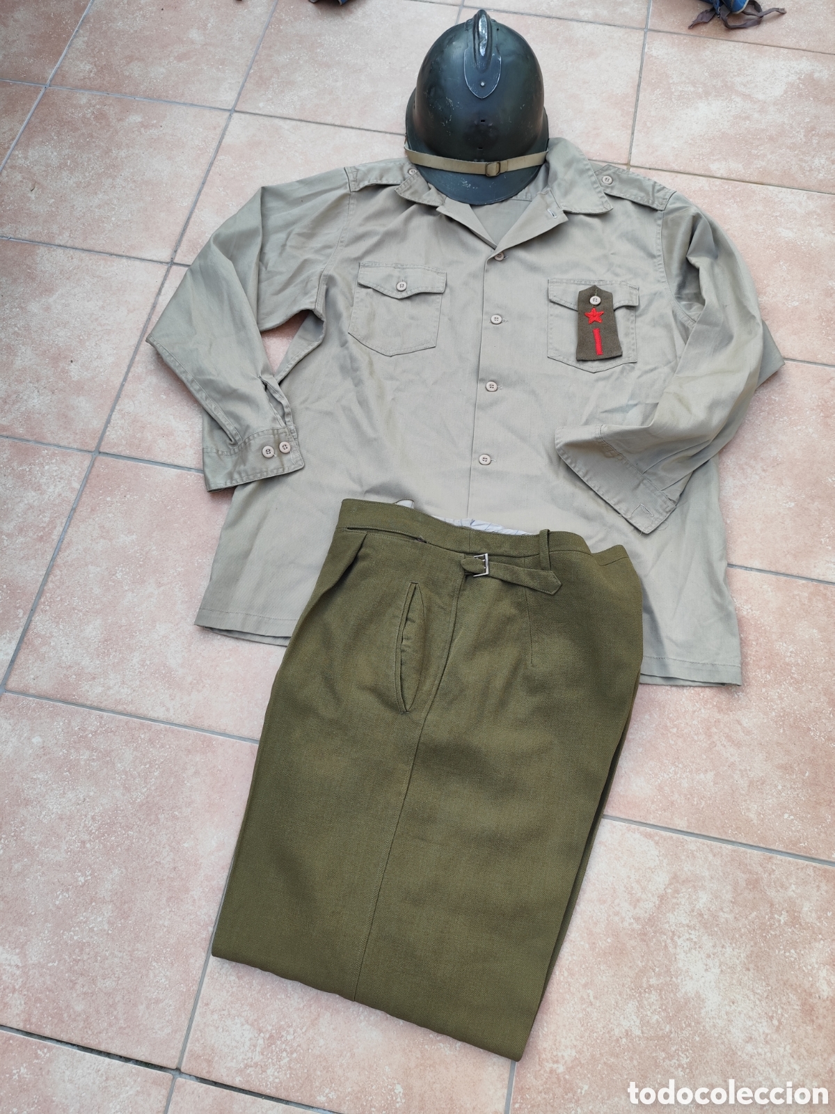 Militaria: Uniforme sargento EPR recreaci&oacute;n