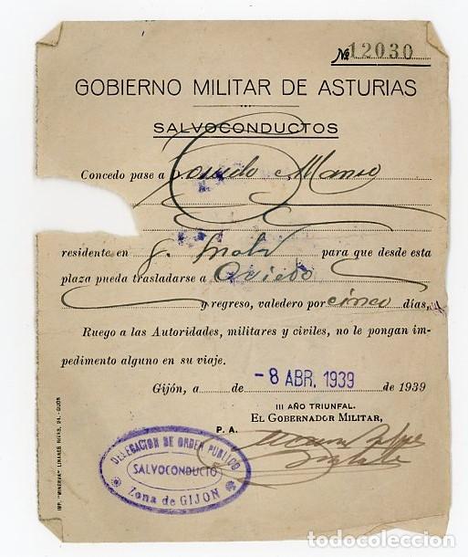Militaria: GUERRA CIVIL. SALVOCONDUCTO GIJON A OVIEDO. ASTURIAS. . 1939. SELLOS EN EL DORSO
