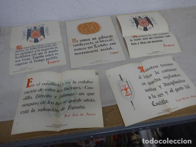 Militaria: Lote 5 antiguos cartel a&ntilde;os 40 del Departamento propaganda franquista, frase quincenal