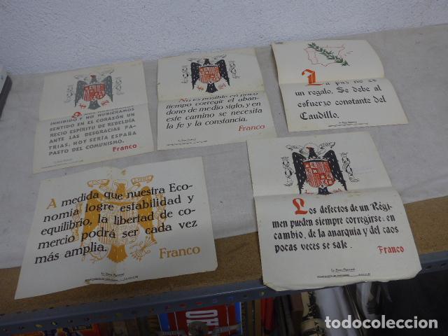 Militaria: Lote 5 antiguos cartel a&ntilde;os 40 del Departamento propaganda franquista, frase quincenal