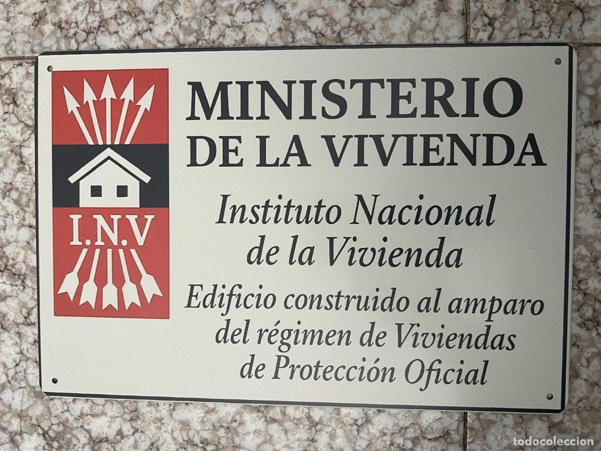 Militaria: PLACA CONMEMORATIVA MINISTERIO VIVIENDA ( FALANGE)