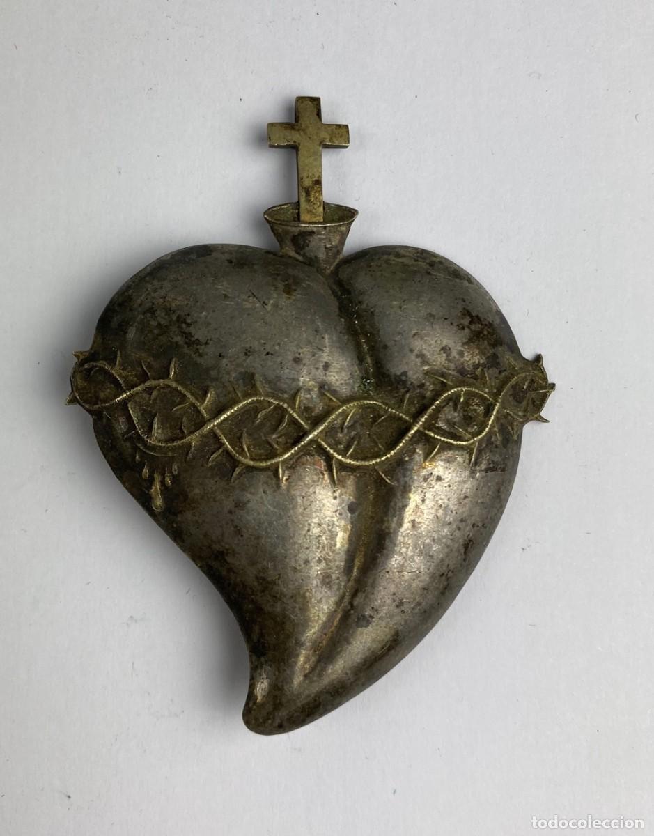 Militaria: DETENTE BALA SAGRADO CORAZ&Oacute;N DE JES&Uacute;S PARA PECHO EN PLATA 8cm GUERRA CIVIL
