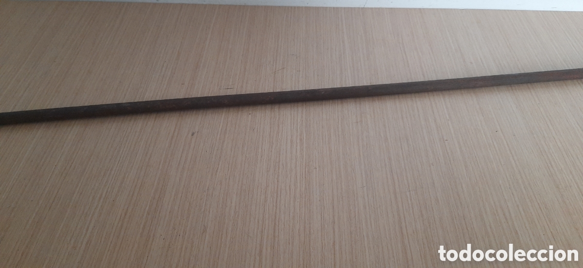 Militaria: baqueta de fusil recuperacion Bat Ebro a identificar modelo al que pertenece