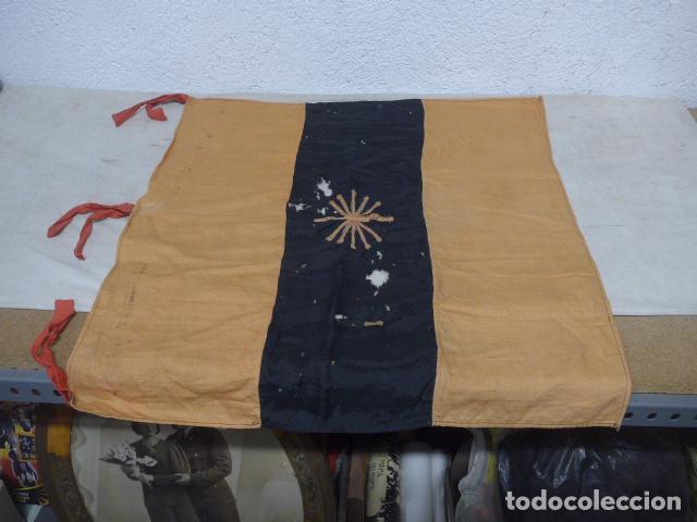 Militaria: Antigua bandera de falange cosida, original, Guerra Civil