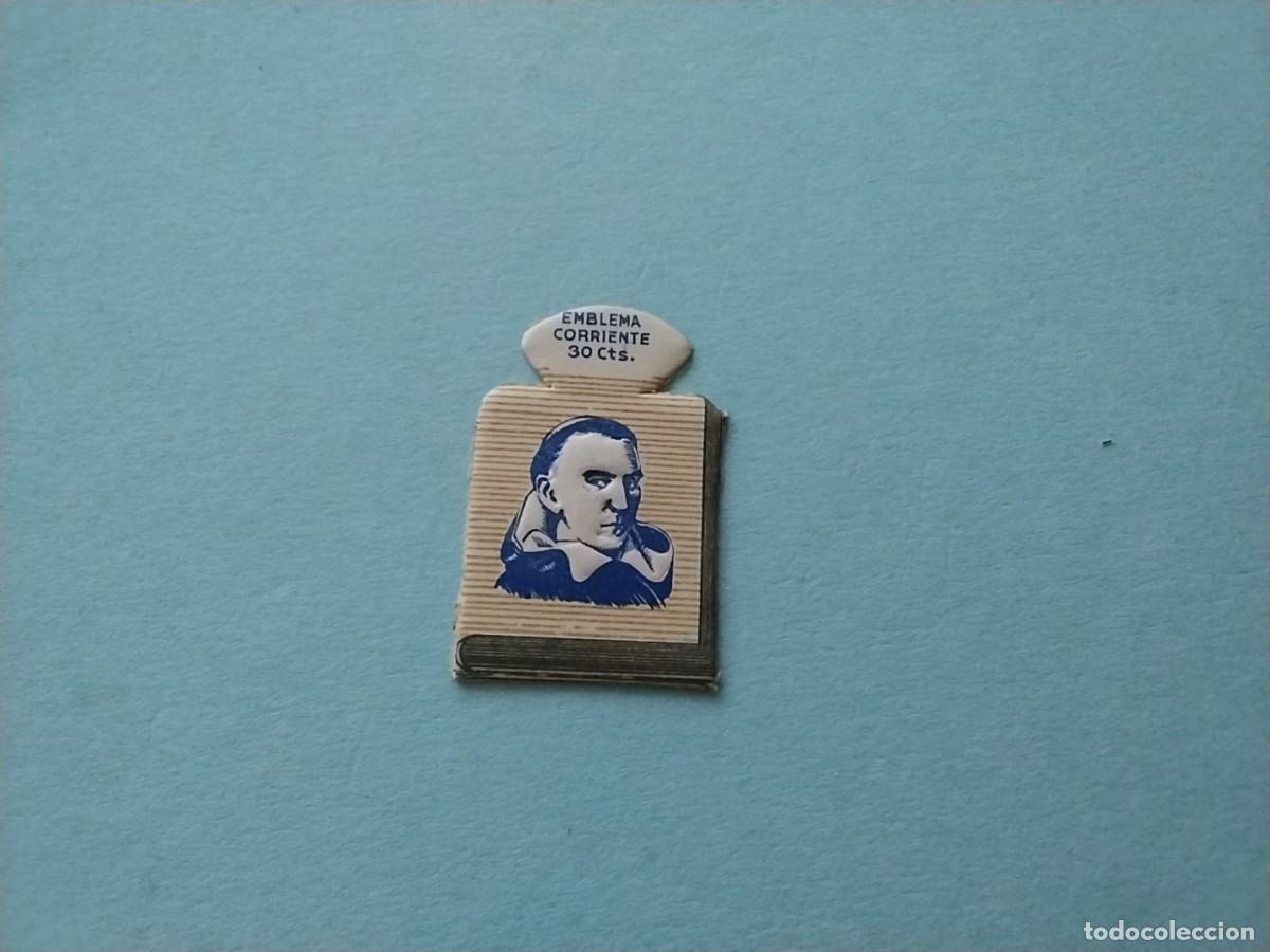 Militaria: Emblema auxilio social error - Foto 2