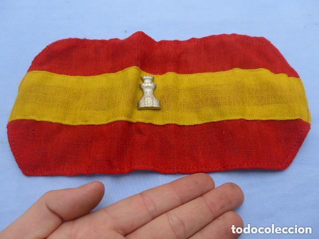 Militaria: Antiguo brazalete espa&ntilde;ol de ingenieros de la epoca de la Guerra civil, original.