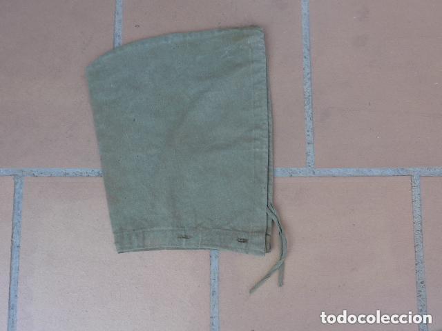 Militaria: Antigua capucha republicana de capote, en caqui, original. Guerra civil.