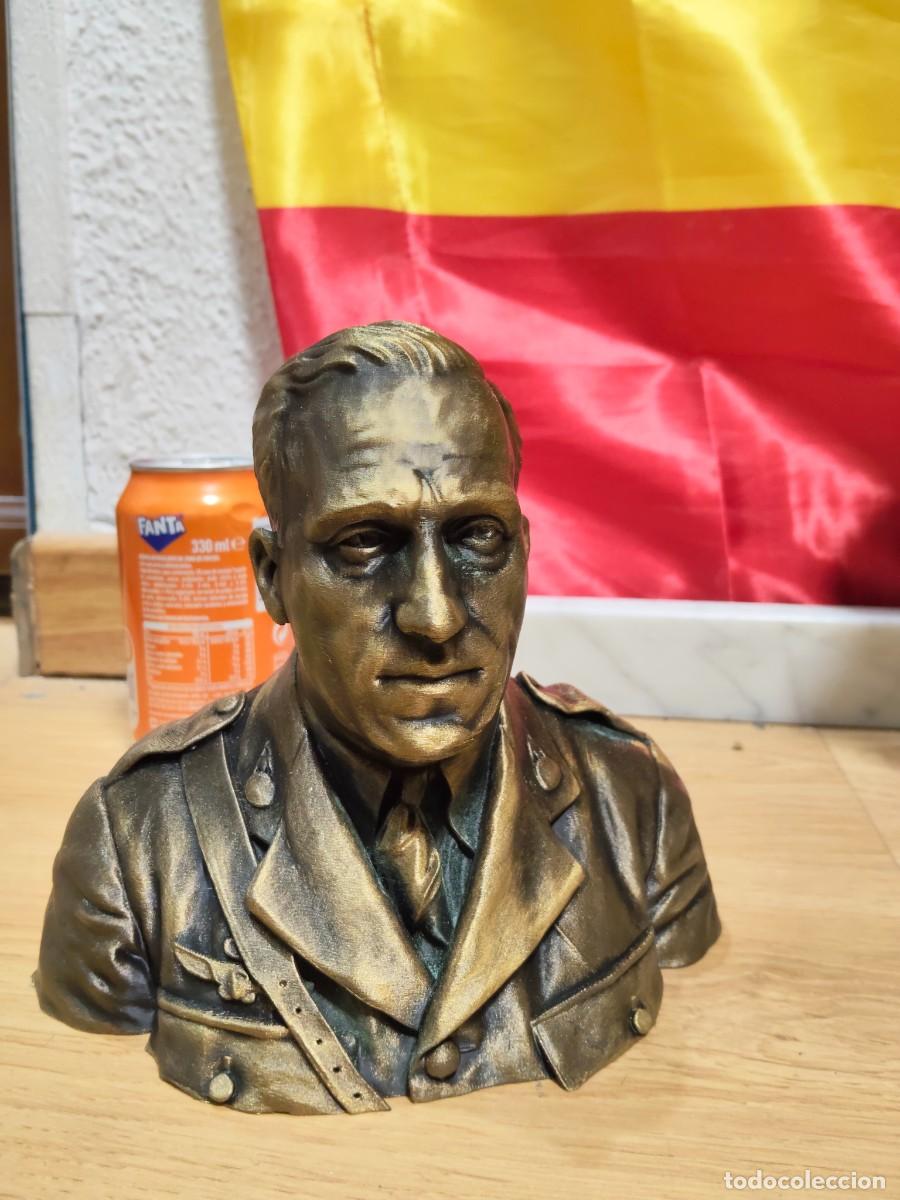 Militaria: Busto de Ruiz de Alda