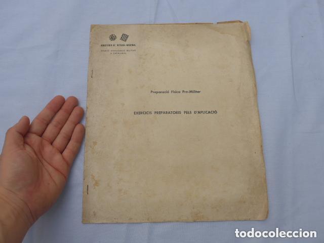 Militaria: Antiguo librito del Comite educacio militar de catalunya, republicano, guerra civil, original