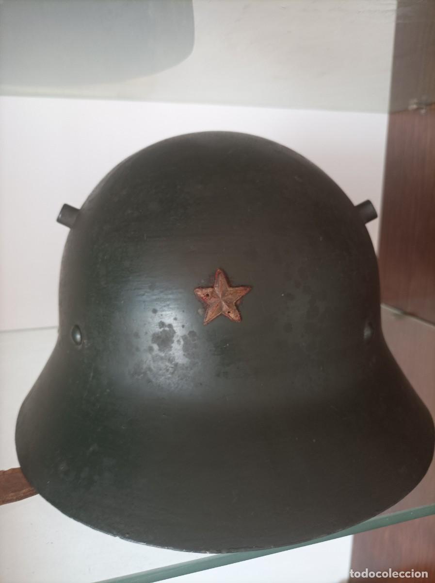 Militaria: Casco checo republicano guerra civil
