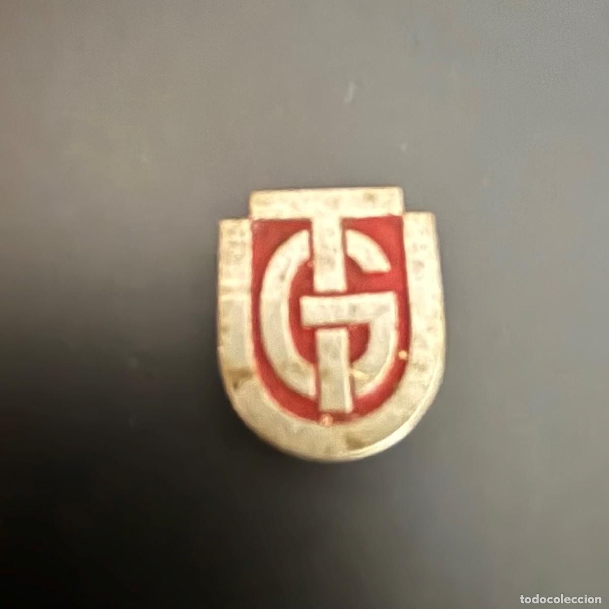 Militaria: Insignia UGT Guerra civil