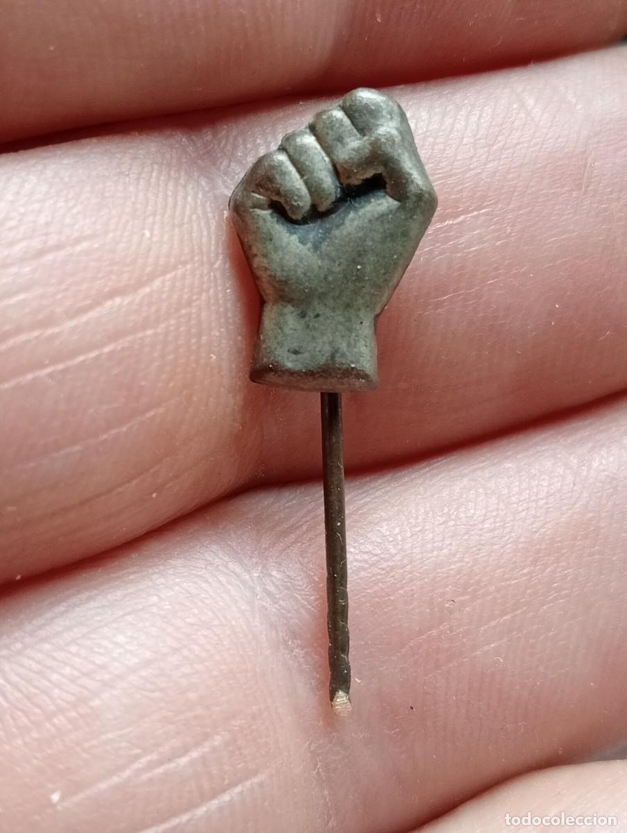 Militaria: INSIGNIA PU&Ntilde;O GUERRA CIVIL ESPA&Ntilde;OLA FRENTE POPULAR ALFILER IZQUIERDAS ROJO DE &Eacute;POCA