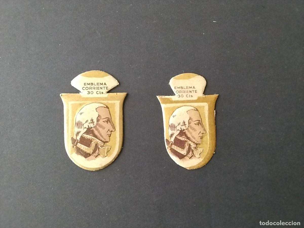 Militaria: Emblemas Auxilio Social variantes