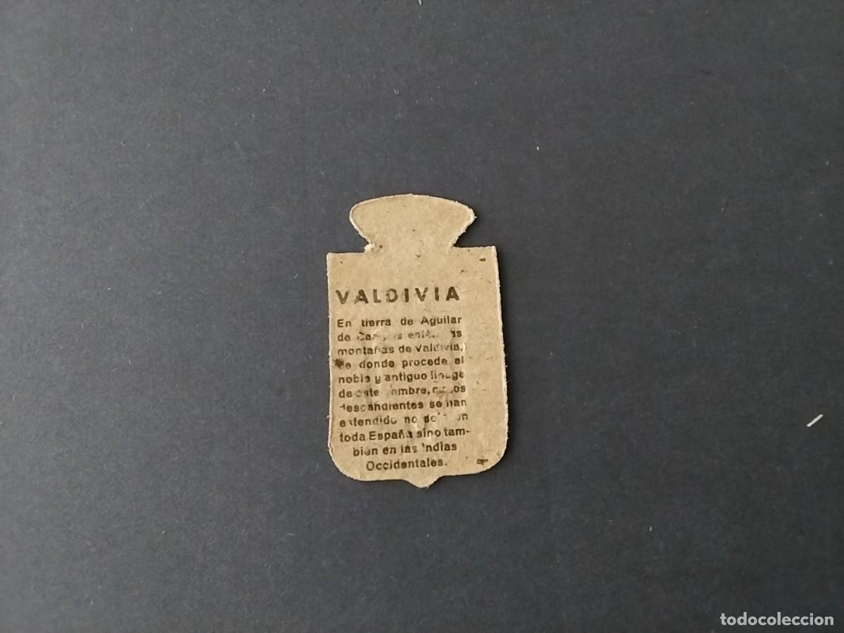 Militaria: Emblemas Auxilio Social variantes