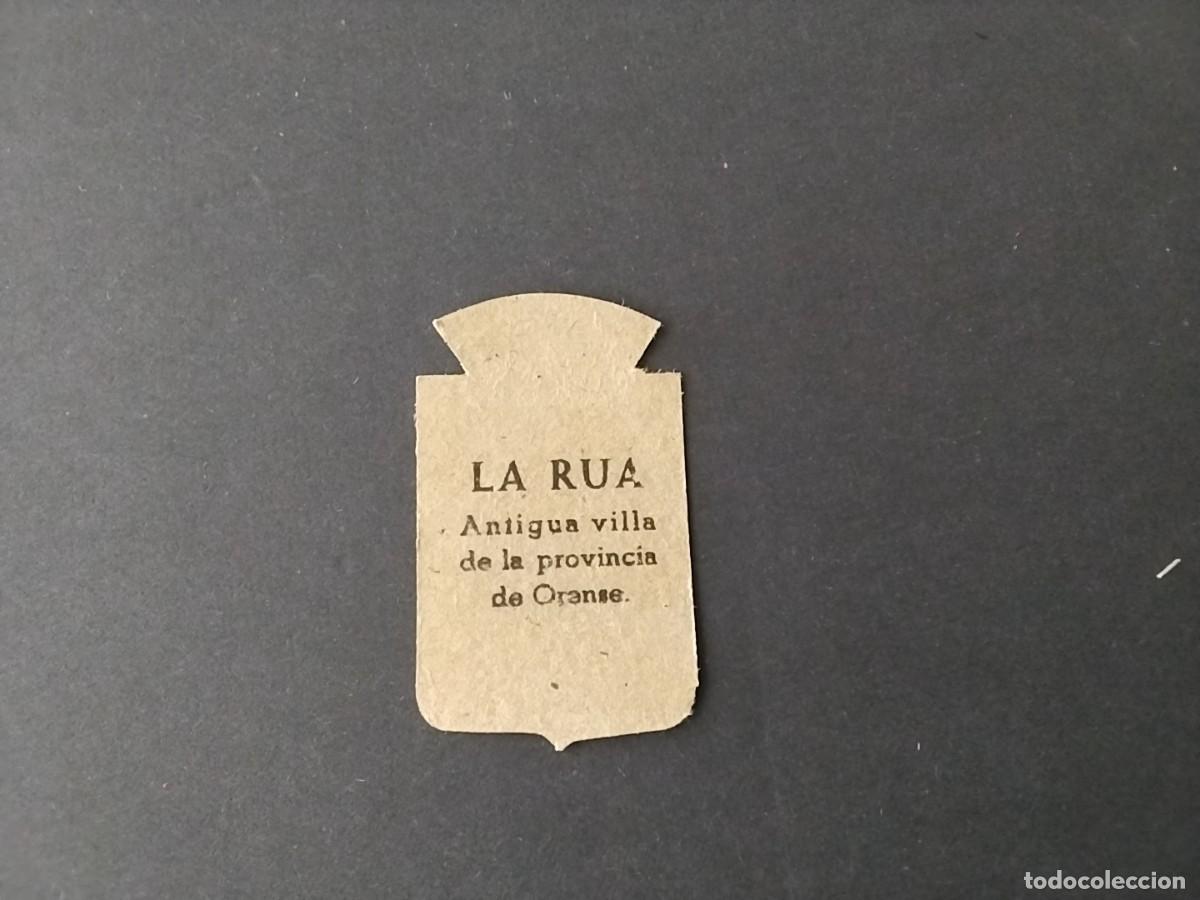 Militaria: Emblemas Auxilio Social variantes