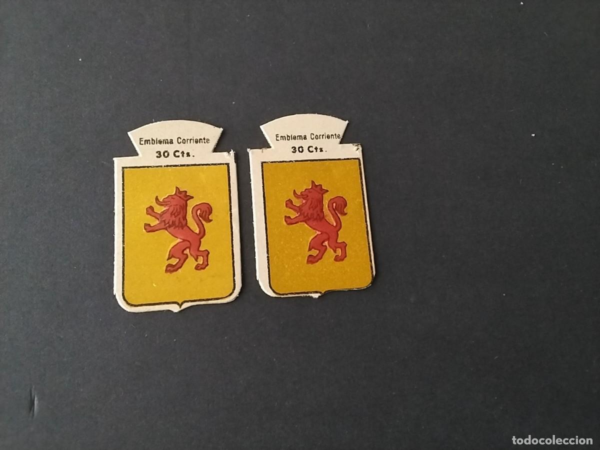 Militaria: Emblemas Auxilio Social variantes