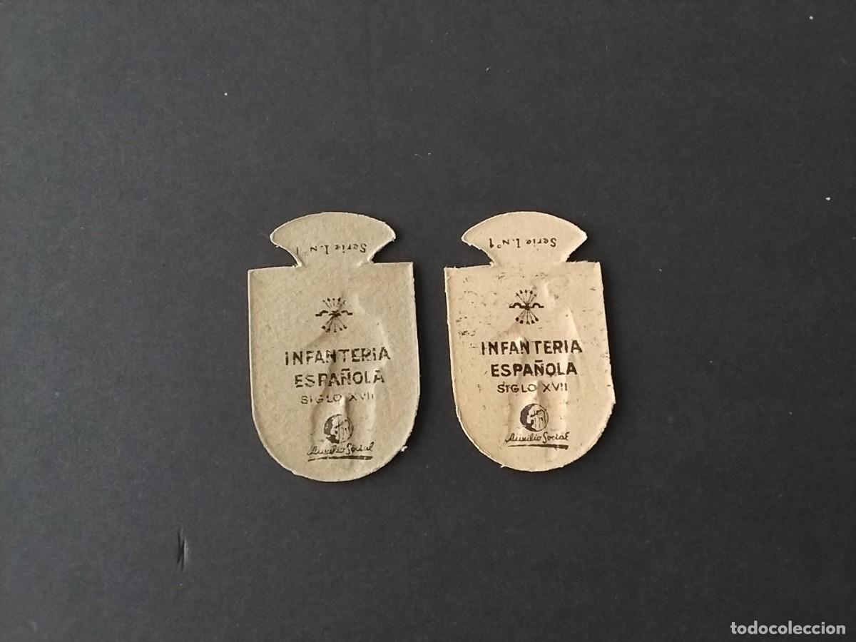 Militaria: Emblemas Auxilio Social variantes