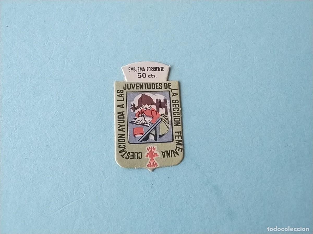 Militaria: Emblemas Auxilio Social Espa&ntilde;a