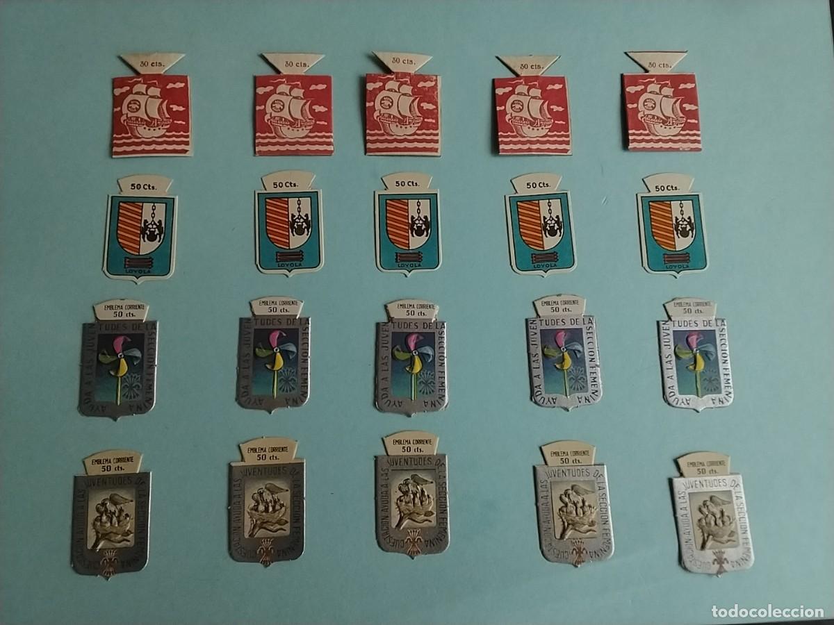 Militaria: Lote Emblemas Auxilio Social