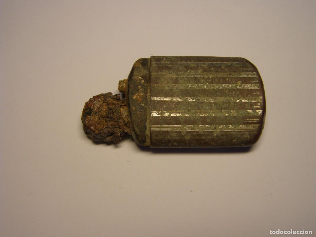 Militaria: Mechero de bolsillo que perteneci&oacute; a un soldado, Guerra Civil Espa&ntilde;ola.