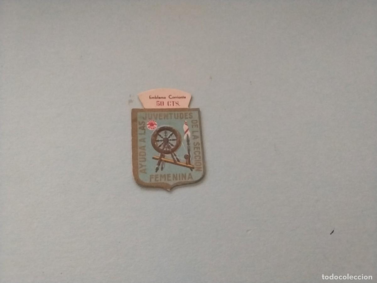 Militaria: Emblema auxilio social