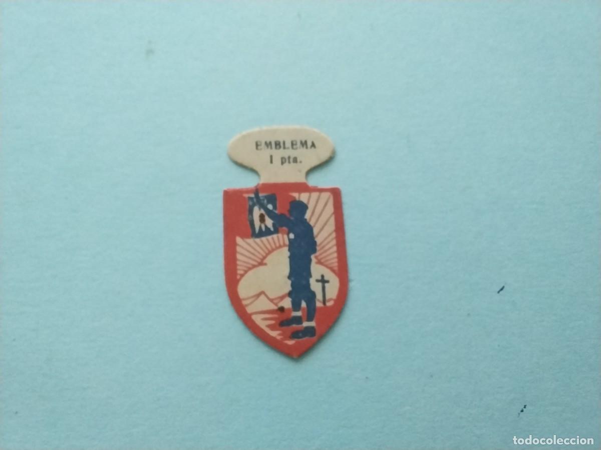 Militaria: Emblema auxilio social