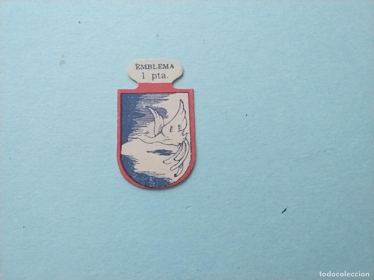 Militaria: Emblema auxilio social