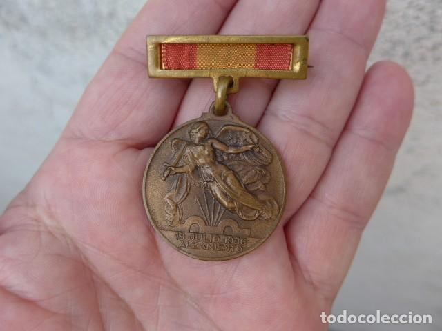 Militaria: ANTIGUA MEDALLA DEL ALZAMIENTO 1936 VICTORIA 1939 GUERRA CIVIL ORIGINAL