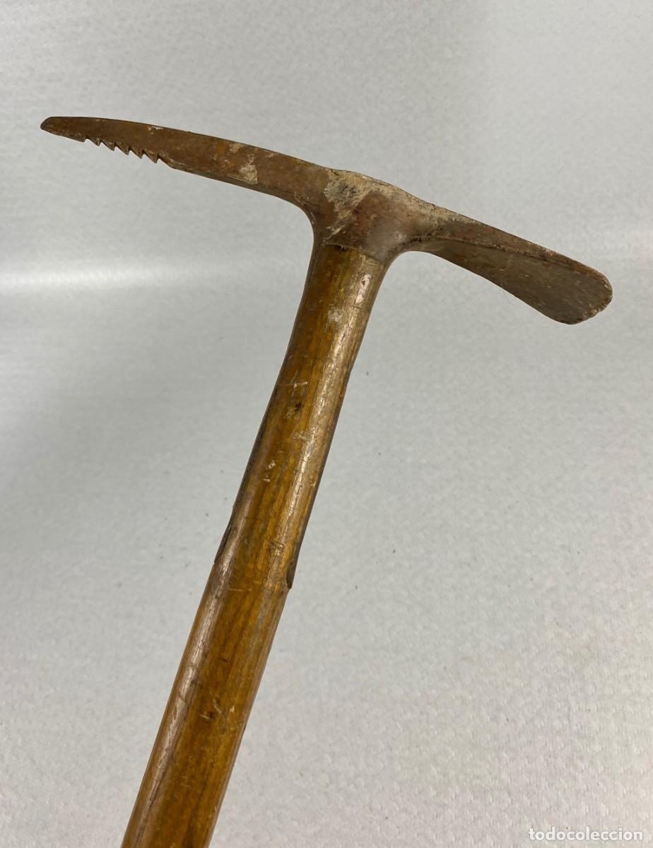 Militaria: PIOLET MILITAR ESPA&Ntilde;OL A&Ntilde;OS 30 marcado LLARME Madrid