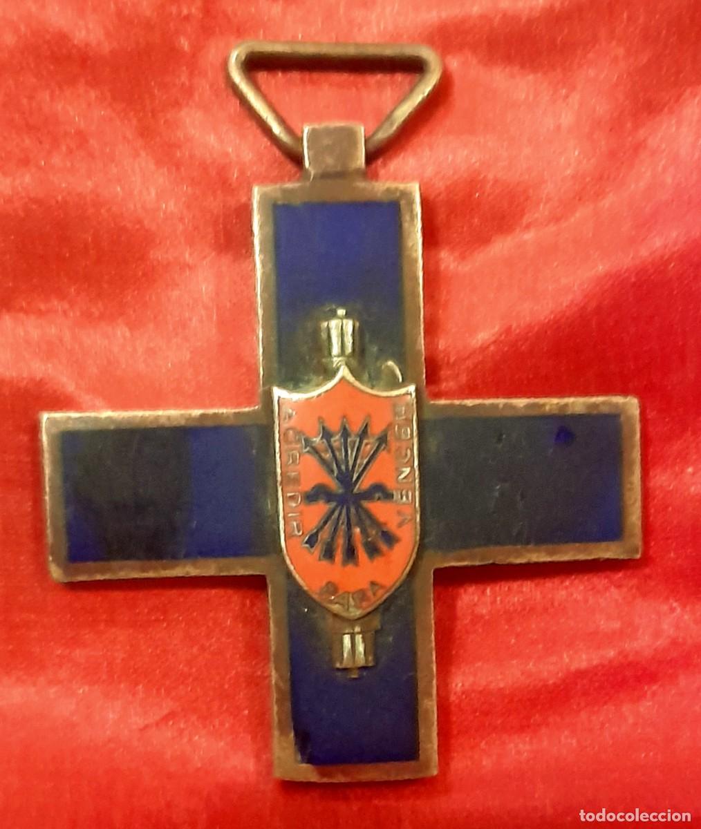 Military Antiques: CONJUNTO GUERRA CIVIL FLECHAS AZULES FALANGE FRANCO