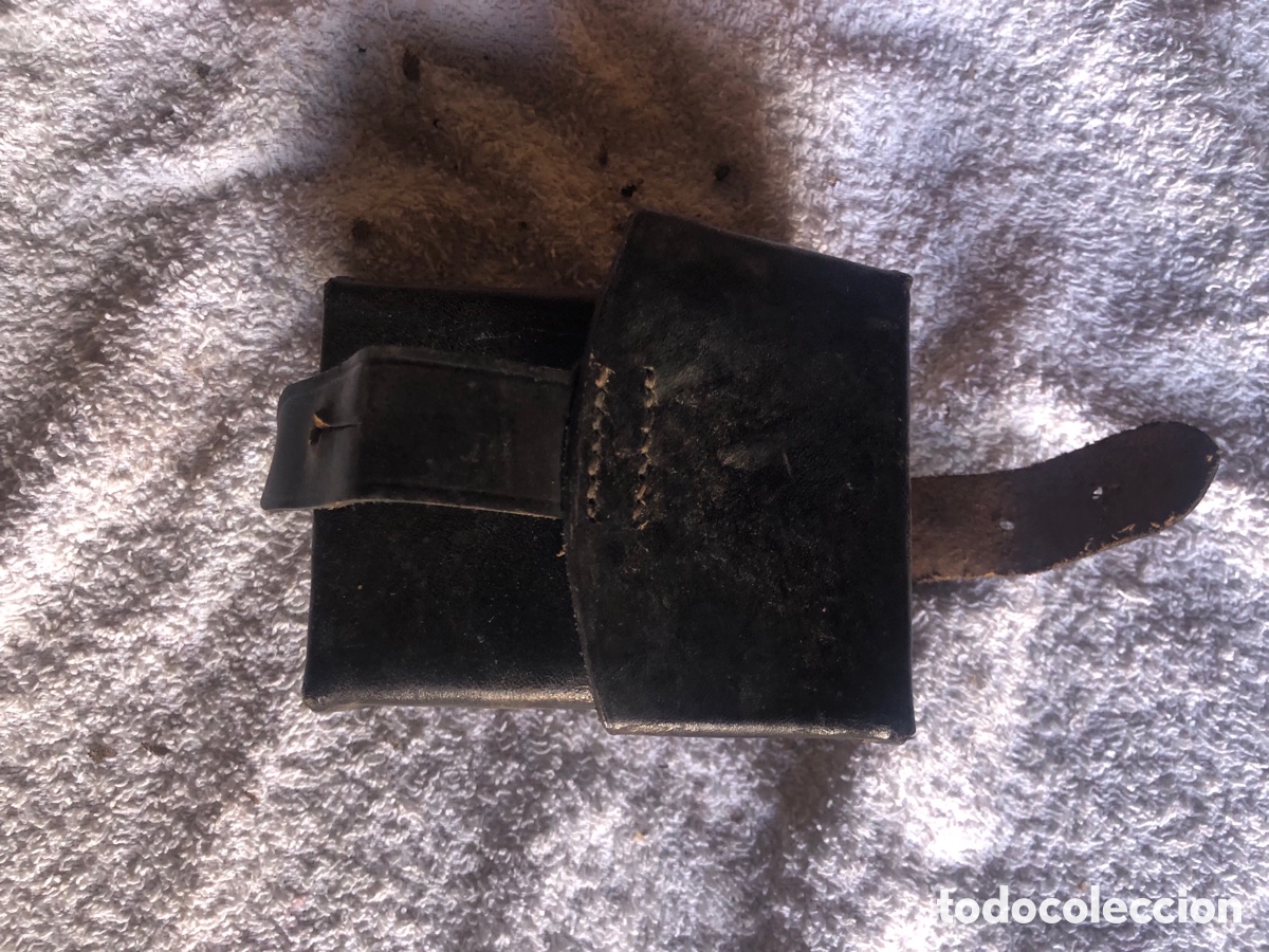 Militaria: ANTIGUA CARTUCHERA DE CUERO NEGRO GUERRA CIVIL