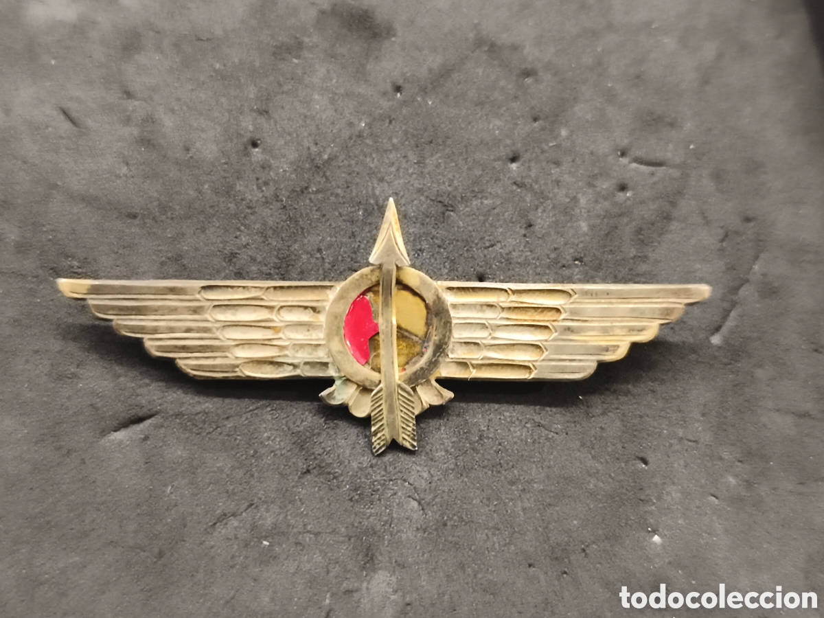 Militaria: Emblema o distintivo de plata, artiller&iacute;a anti aerea republicana original guerra civil