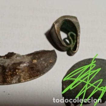 Military Antiques: Anillo poum guerra civil