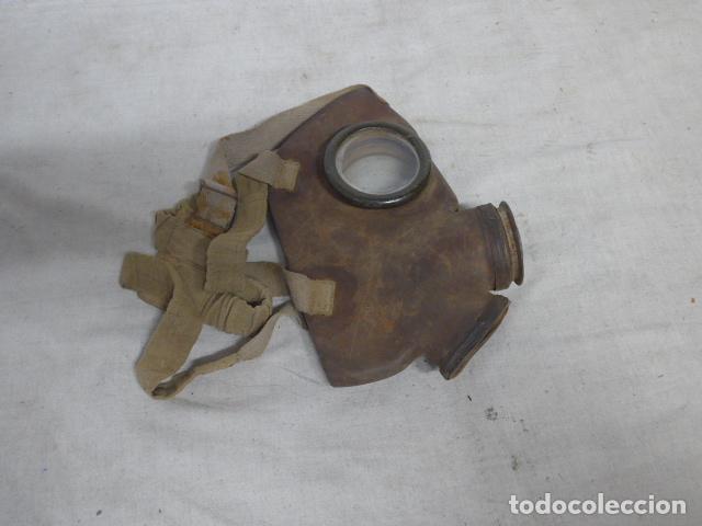 Militaria: Antigua mascara de gas italiana, original. Guerra civil. Antigas. Italia.