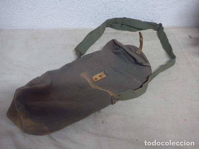 Militaria: Antigua bolsa de mascara de gas de guerra civil, a identificar