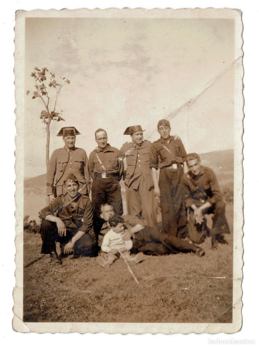 Militaria: Fotograf&iacute;a Guerra Civil &ndash; Falange Guardia civil