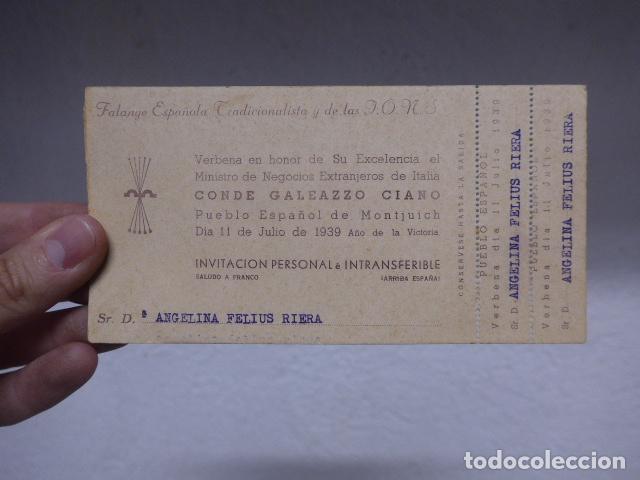 Militaria: Antiguo documento carnet de 1939 de Falange de Barcelona, Pueblo espa&ntilde;ol Montjuich, Guerra civil