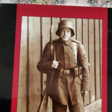Militaria: LIBRO GERMAN UNIFORMS,INSIGNIA &EQUIPMENT 1918-1923.AUTOR CHARLES WOLLEY EDIT.SCHIFFER MILITARY.